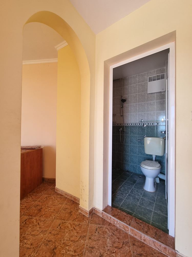 Luxury house with swimming pool and sea panorama in Sveti Vlas – only 1 km from the beach