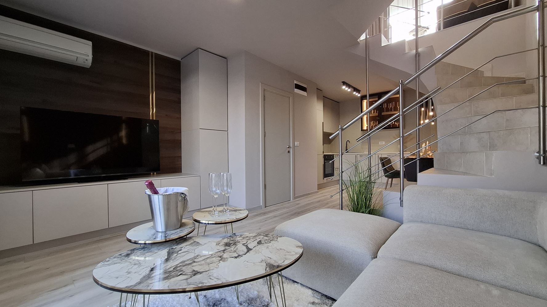 Luxury Three-Storey Townhouse 50 Meters from the Beach – Brand-New Home with Modern Interior and Complete Comfort