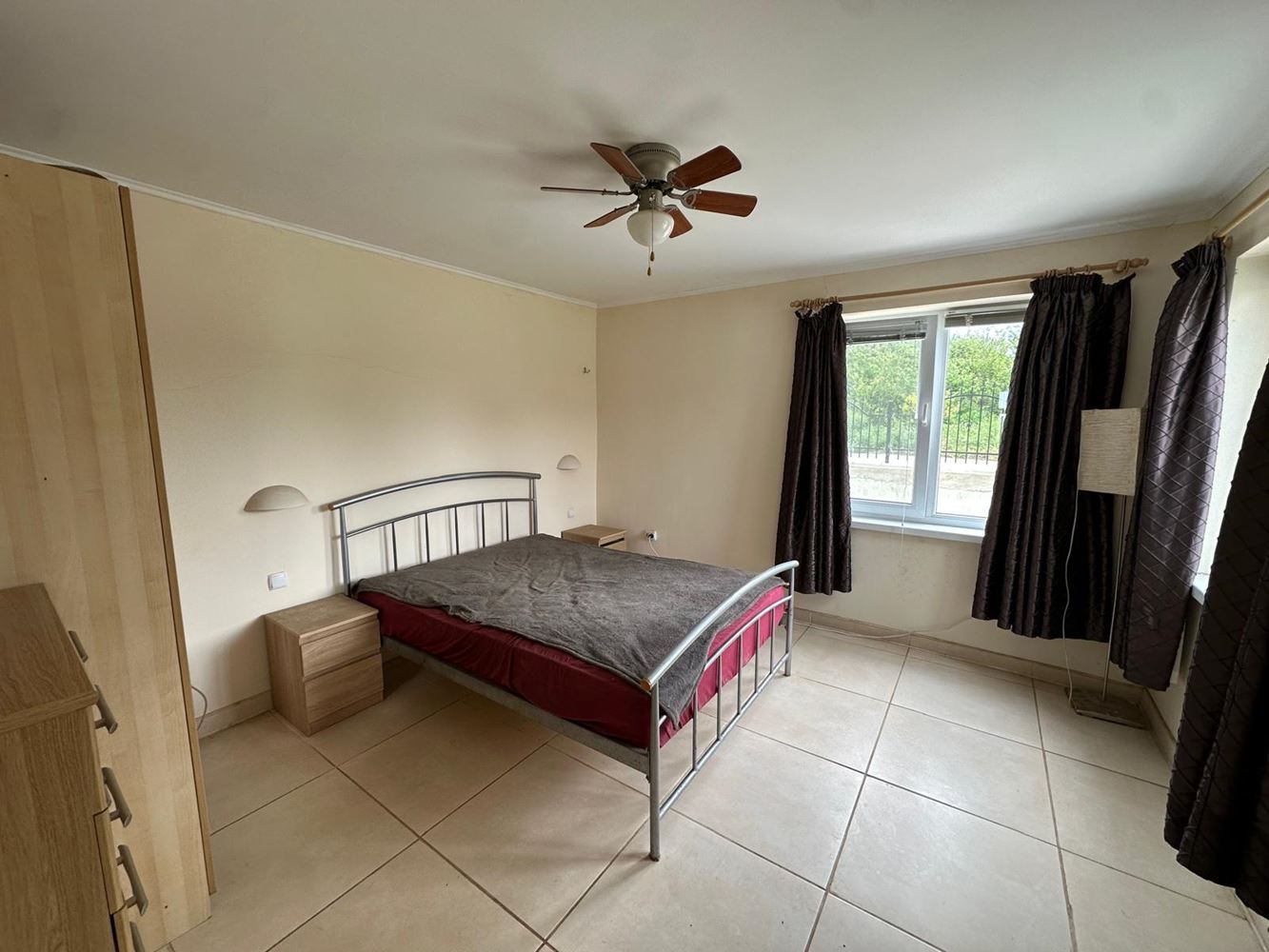 Fully Renovated House with Huge Yard and Perfect Conditions for Year-Round Living