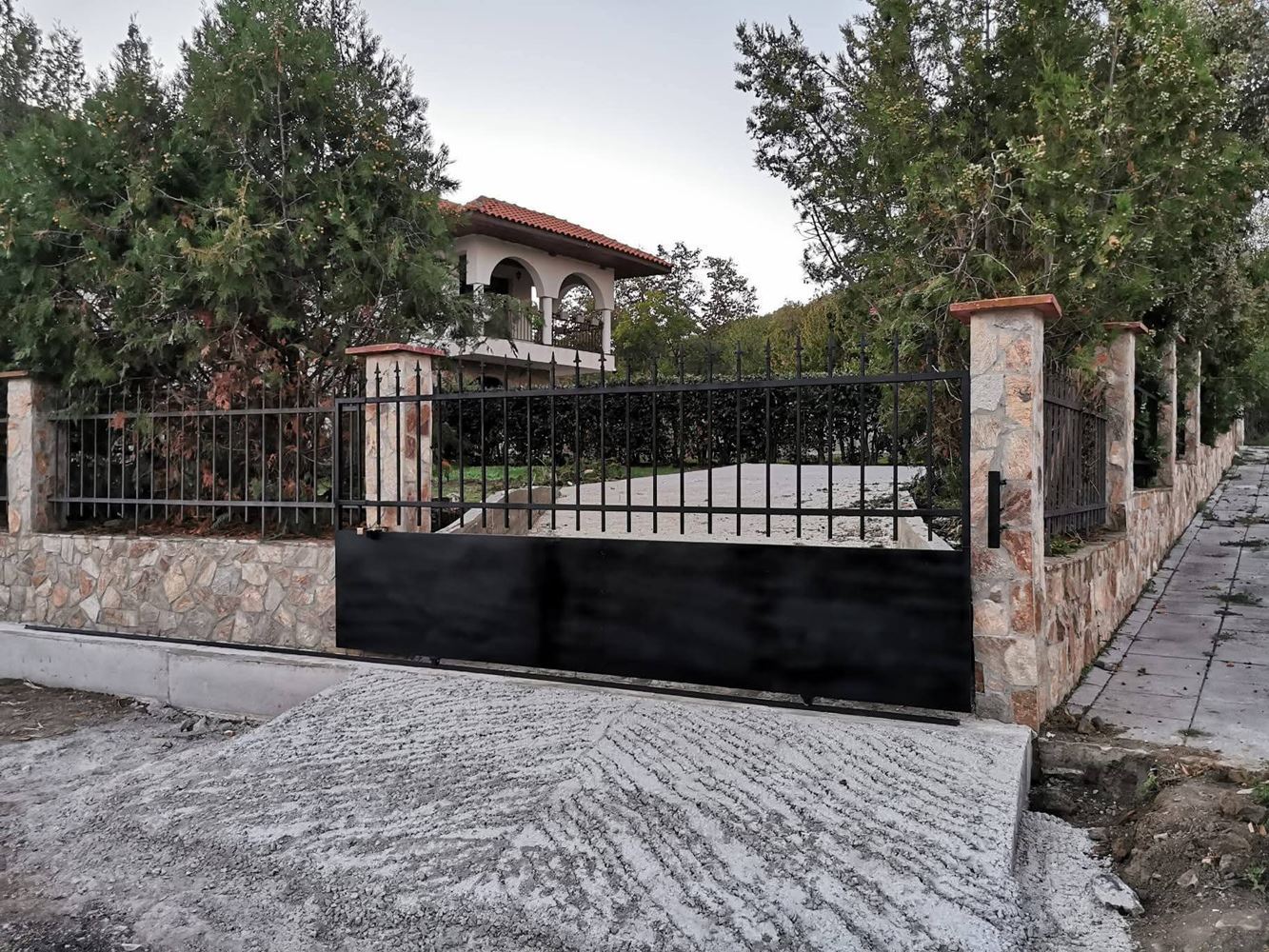 Two-storey detached house in the village of Goritsa – fully renovated home with yard and beautiful veranda