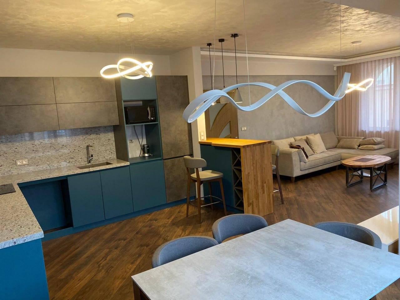 Modern House in the Center of Ravda – Luxurious Ready-to-Move-In Home with Excellent Location and Private Plot