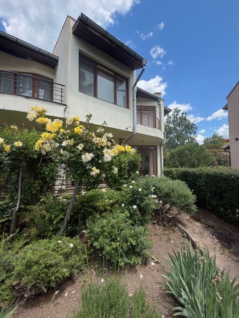 Two-storey house in a modern complex near Sunny Beach – comfort, tranquility and an excellent living environment