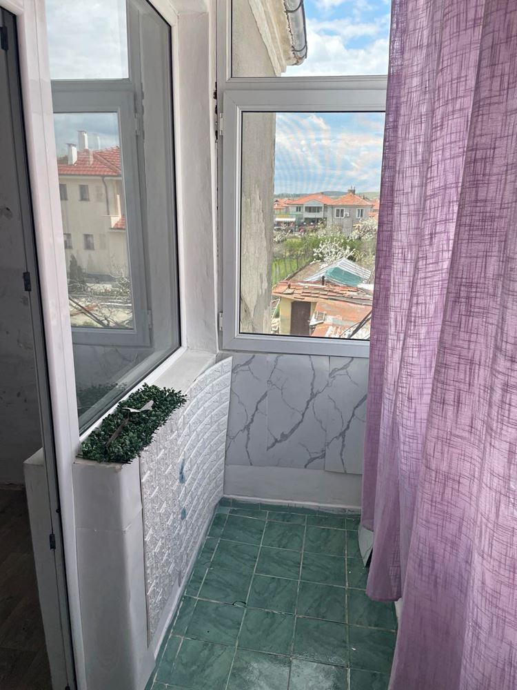 Detached part of a house with garden in Burgas – Banevo, spacious layout, functionality and excellent location near the mineral baths