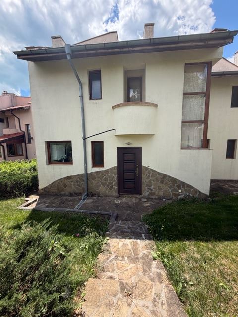 Two-storey house in a modern complex near Sunny Beach – comfort, tranquility and an excellent living environment