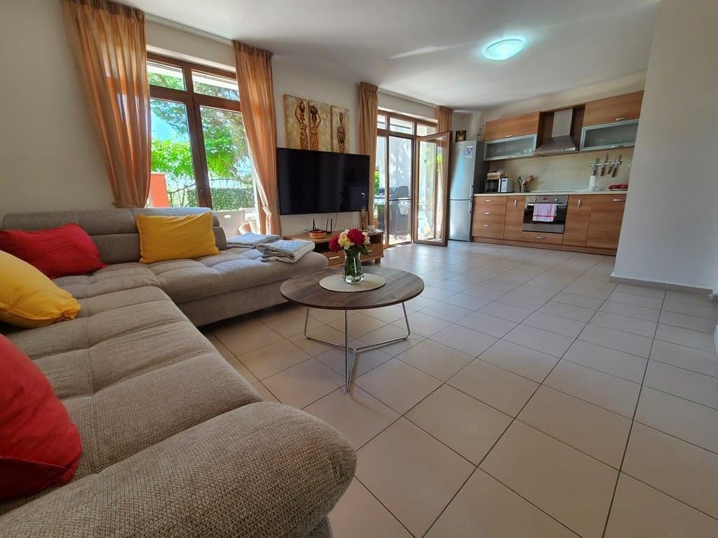 Spacious townhouse in a boutique gated complex – fully furnished, close to the sea and with low running costs