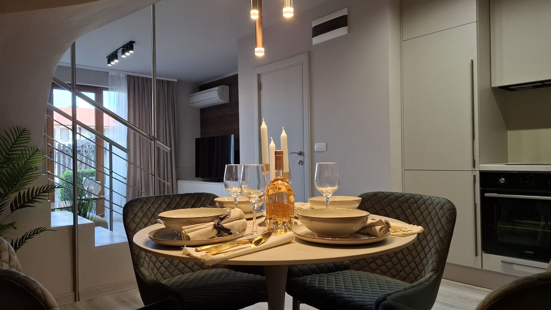 Luxury Three-Storey Townhouse 50 Meters from the Beach – Brand-New Home with Modern Interior and Complete Comfort