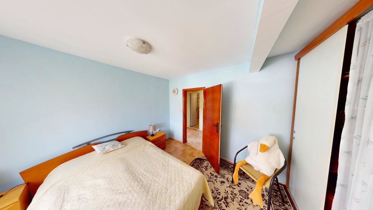 Two-storey house in Poroy village – peace, space and comfort near the sea