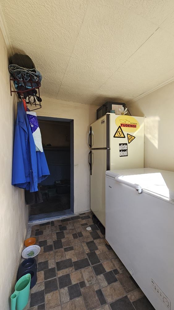 Excellent single-story house with pool and spacious yard in Dyulevo village