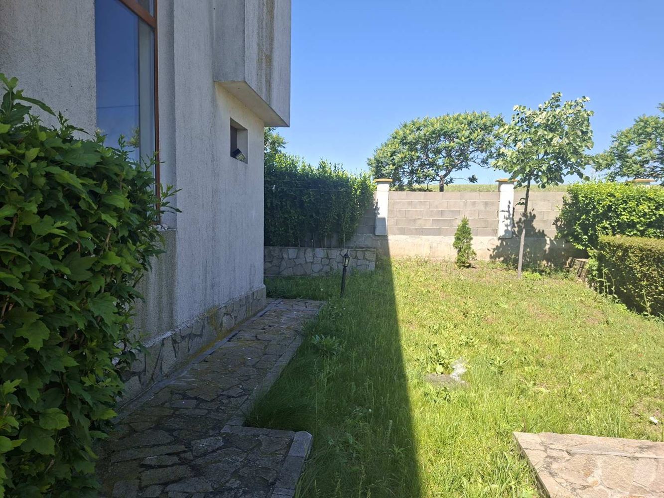 Two-Story House with Sea View, Private Yard and Parking Space in a Gated Complex