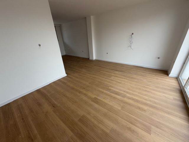 Three-storey terraced house in Banevo – modern construction, yard and two parking spaces
