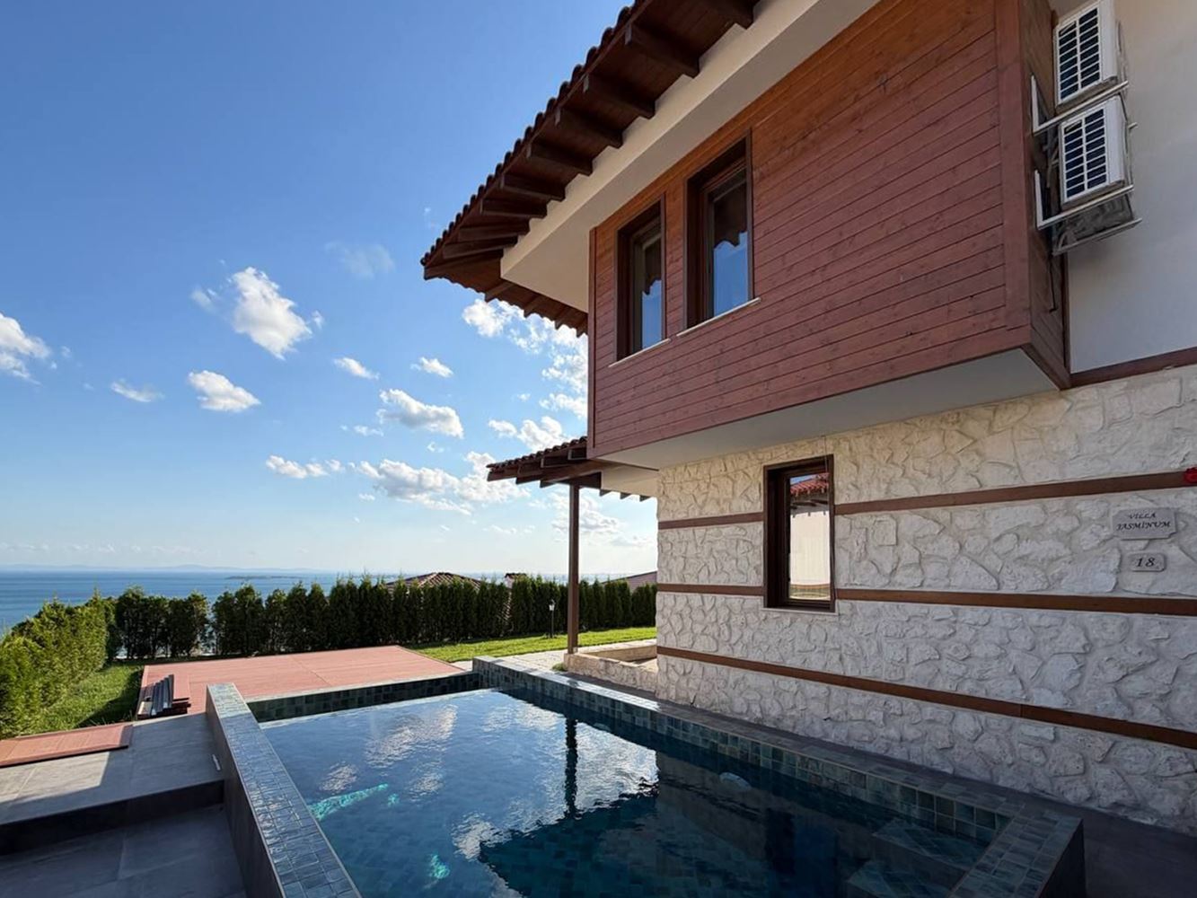 Luxury detached house with private swimming pool and panoramic sea view in Sveti Vlas