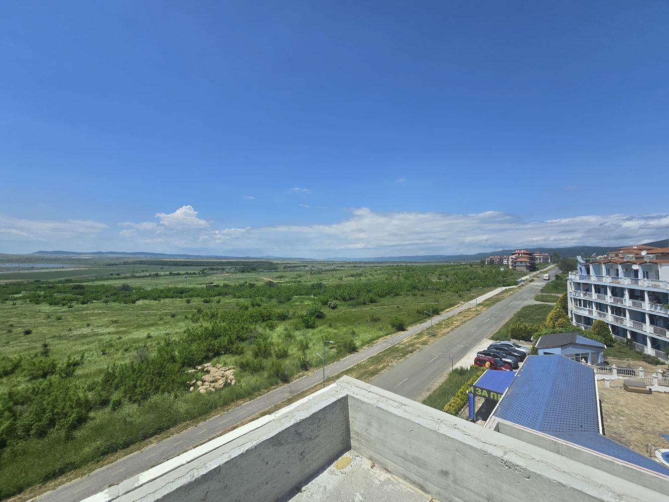 Luxury spacious house with panoramic terraces and a private garden in a modern complex near the sea