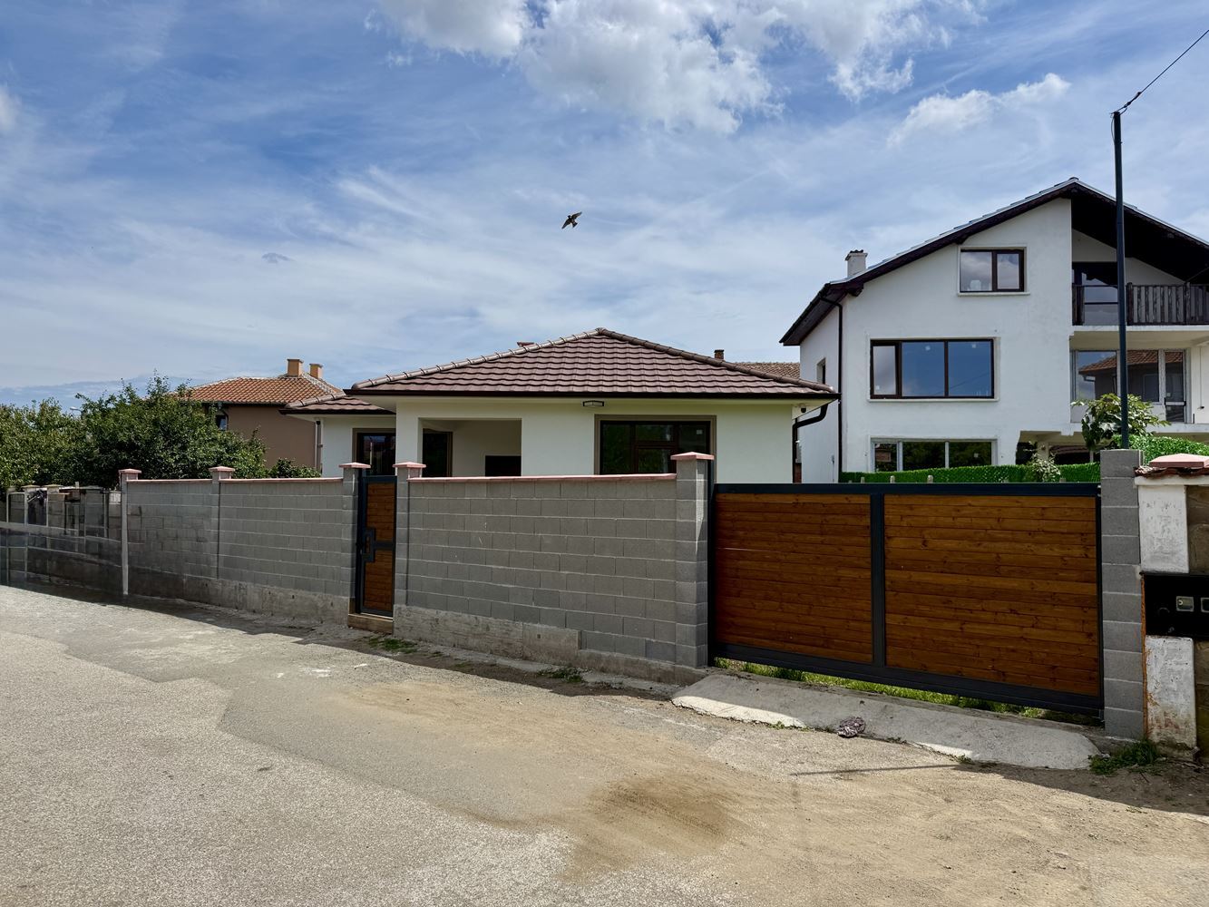 New Single-Storey House with Three Bedrooms and Private Garden – Comfort, Peace, and Quality near Sunny Beach