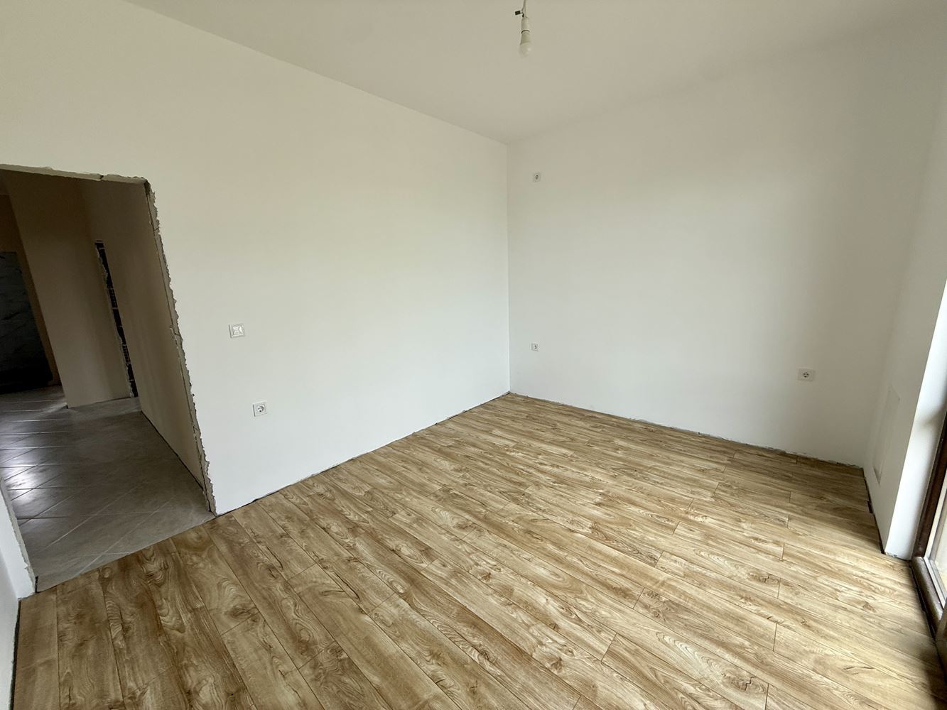 New Single-Storey House with Three Bedrooms and Private Garden – Comfort, Peace, and Quality near Sunny Beach