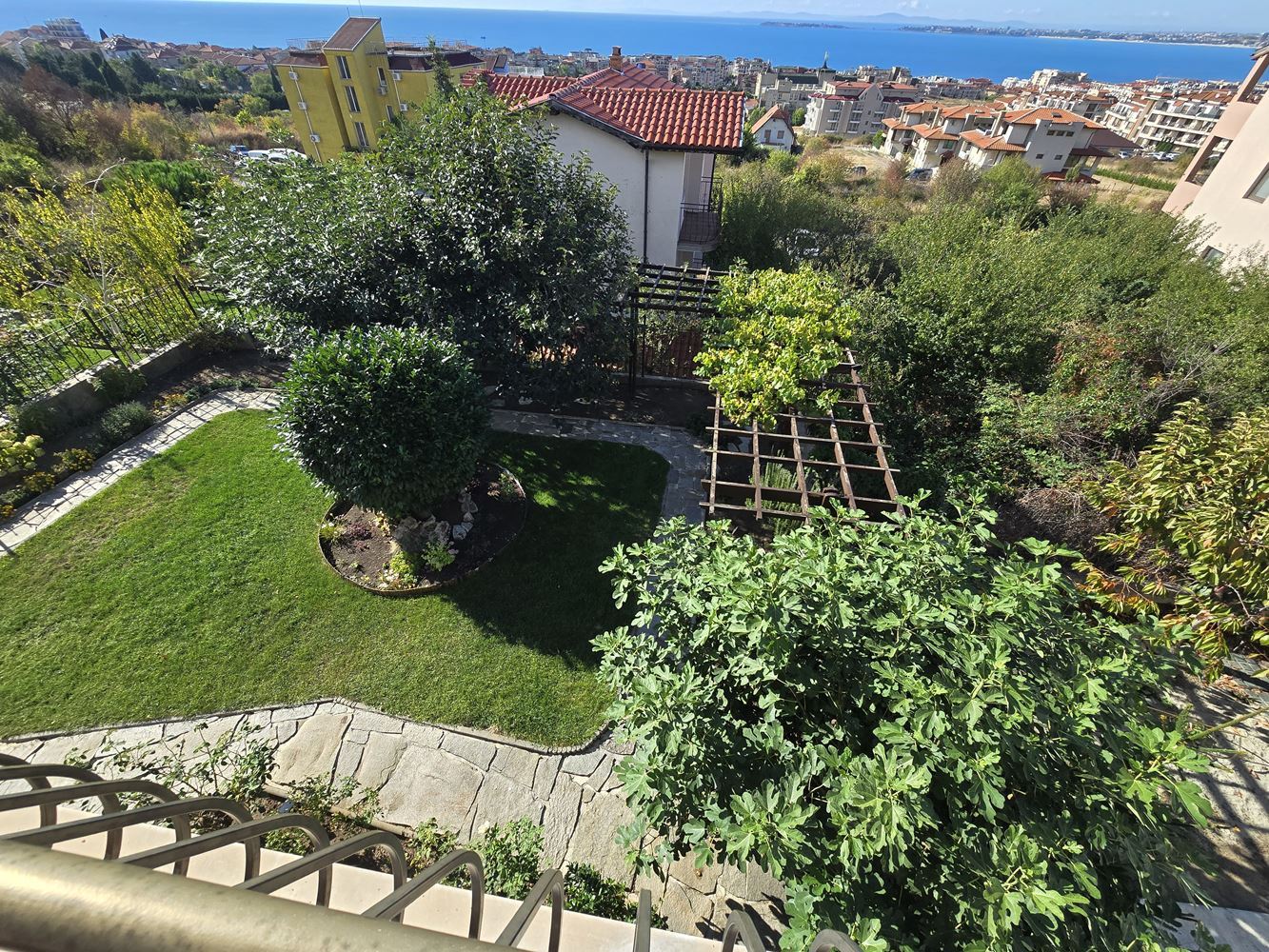 Detached House with Panoramic Sea View and Private Garden in Sveti Vlas