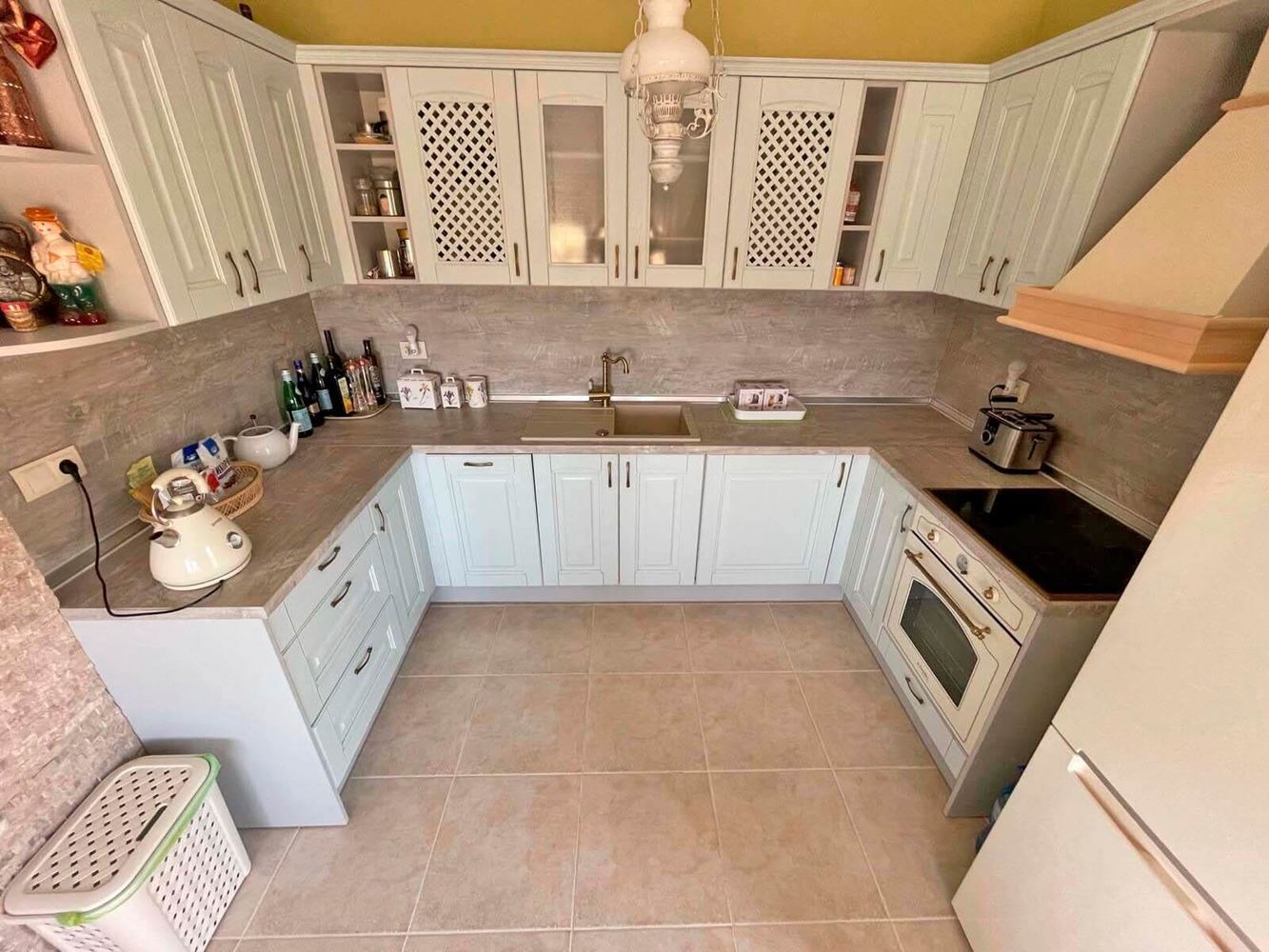 Luxury House with Pool and Panoramic Views in Kosharitsa – Only 5 Minutes from Sunny Beach