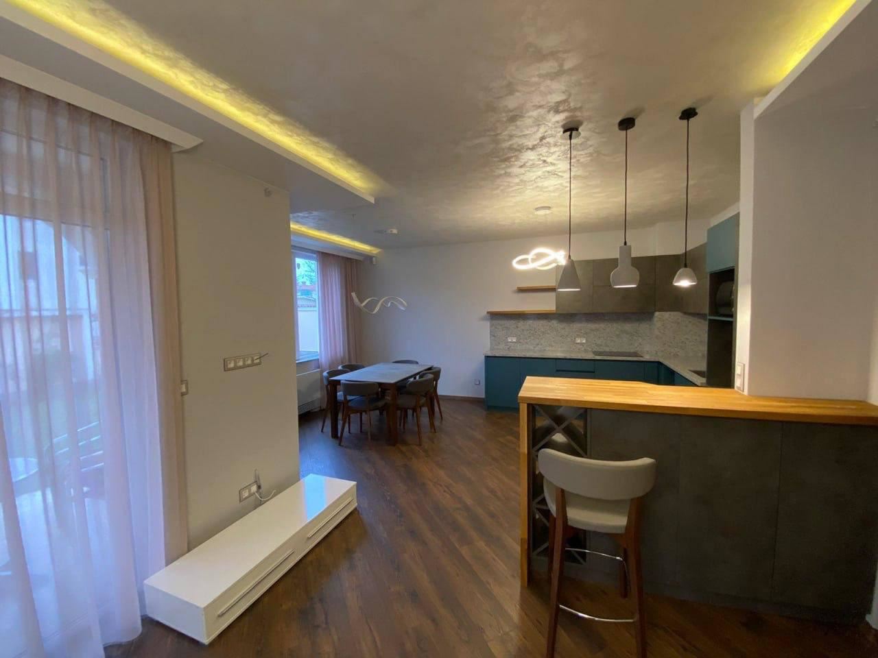 Modern House in the Center of Ravda – Luxurious Ready-to-Move-In Home with Excellent Location and Private Plot