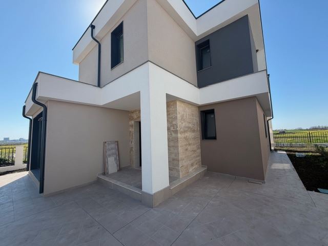 Pomorie – modern two-storey house with four bedrooms – security, energy efficiency and uncompromising comfort