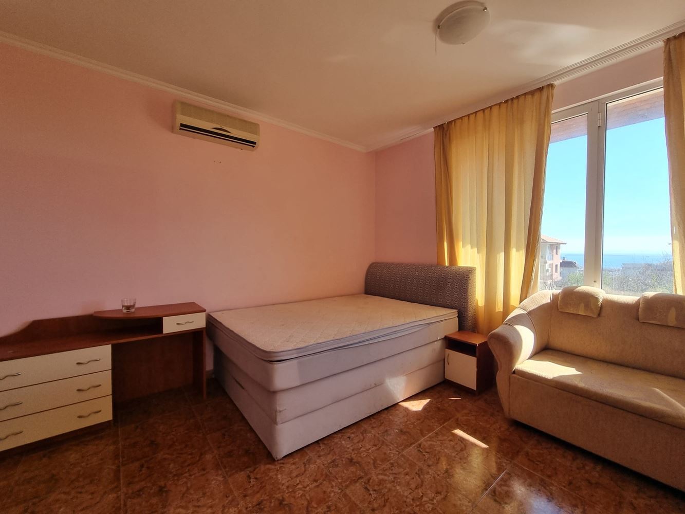 Luxury house with swimming pool and sea panorama in Sveti Vlas – only 1 km from the beach
