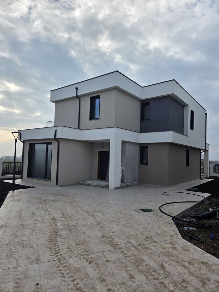 Pomorie – modern two-storey house with four bedrooms – security, energy efficiency and uncompromising comfort