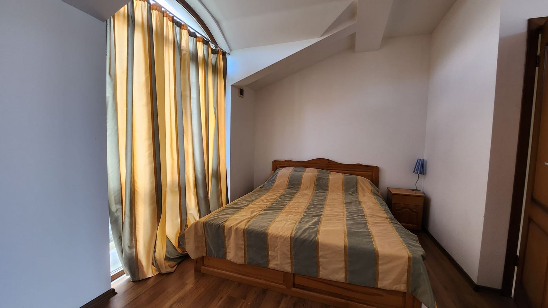 Stunning Three-Storey House on the First Sea Line in Sozopol with Panoramic Views of Paradise Bay