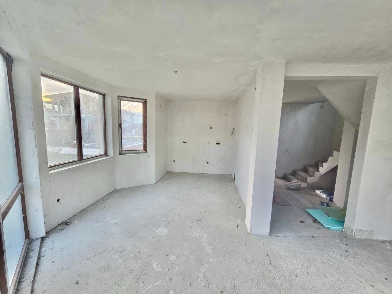 House with a Private Swimming Pool and Spacious Garden in the Area of Aheloy – Comfort, Style and Tranquillity Close to the Sea