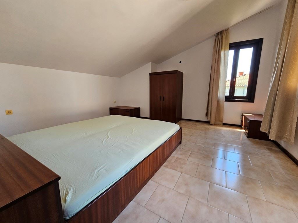 Spacious Detached House with Panoramic Views in Kosharitsa