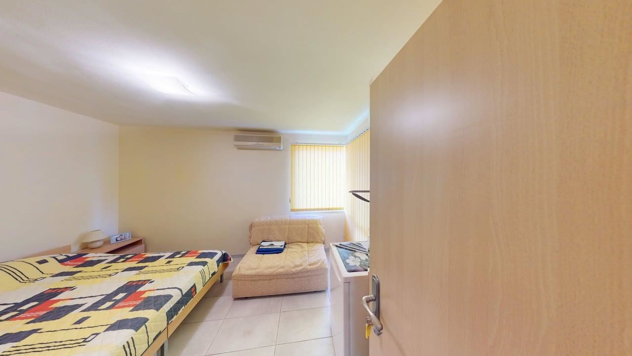 Panoramic Four-Storey House with 8 Bedrooms and Sea View in Sunny Beach – No Maintenance Fee