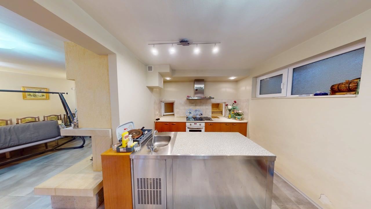 Panoramic Four-Storey House with 8 Bedrooms and Sea View in Sunny Beach – No Maintenance Fee