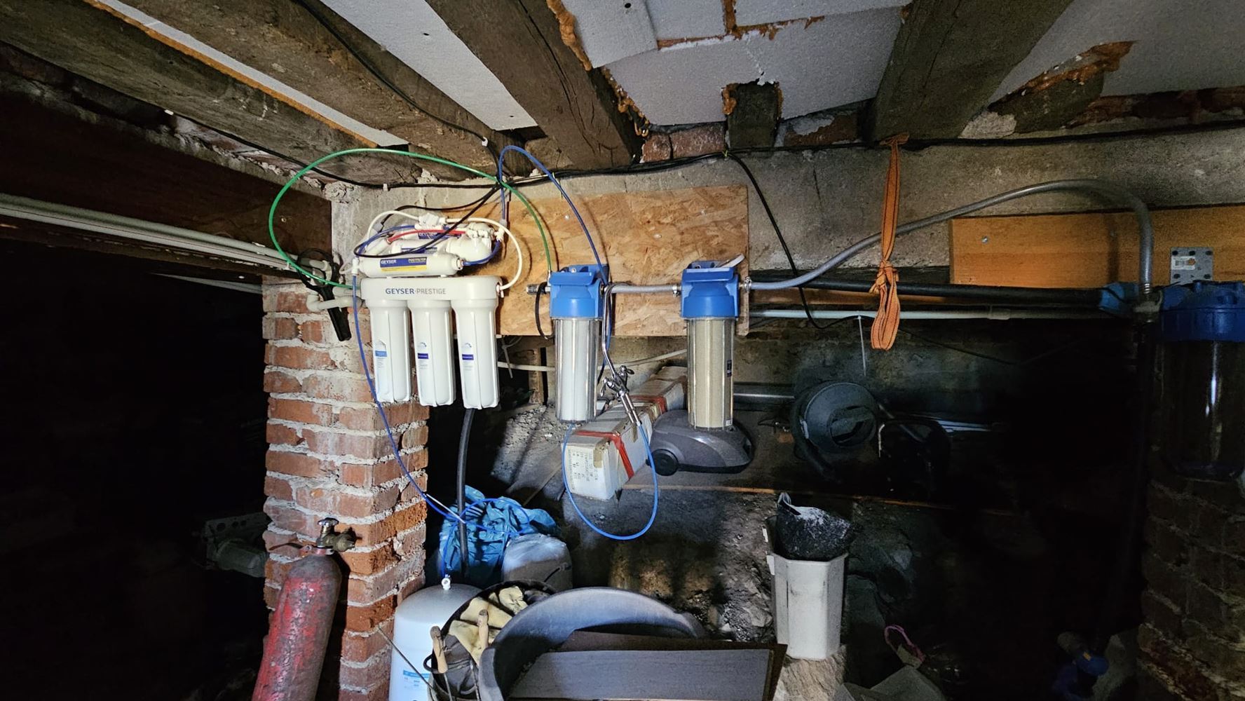 Excellent single-story house with pool and spacious yard in Dyulevo village