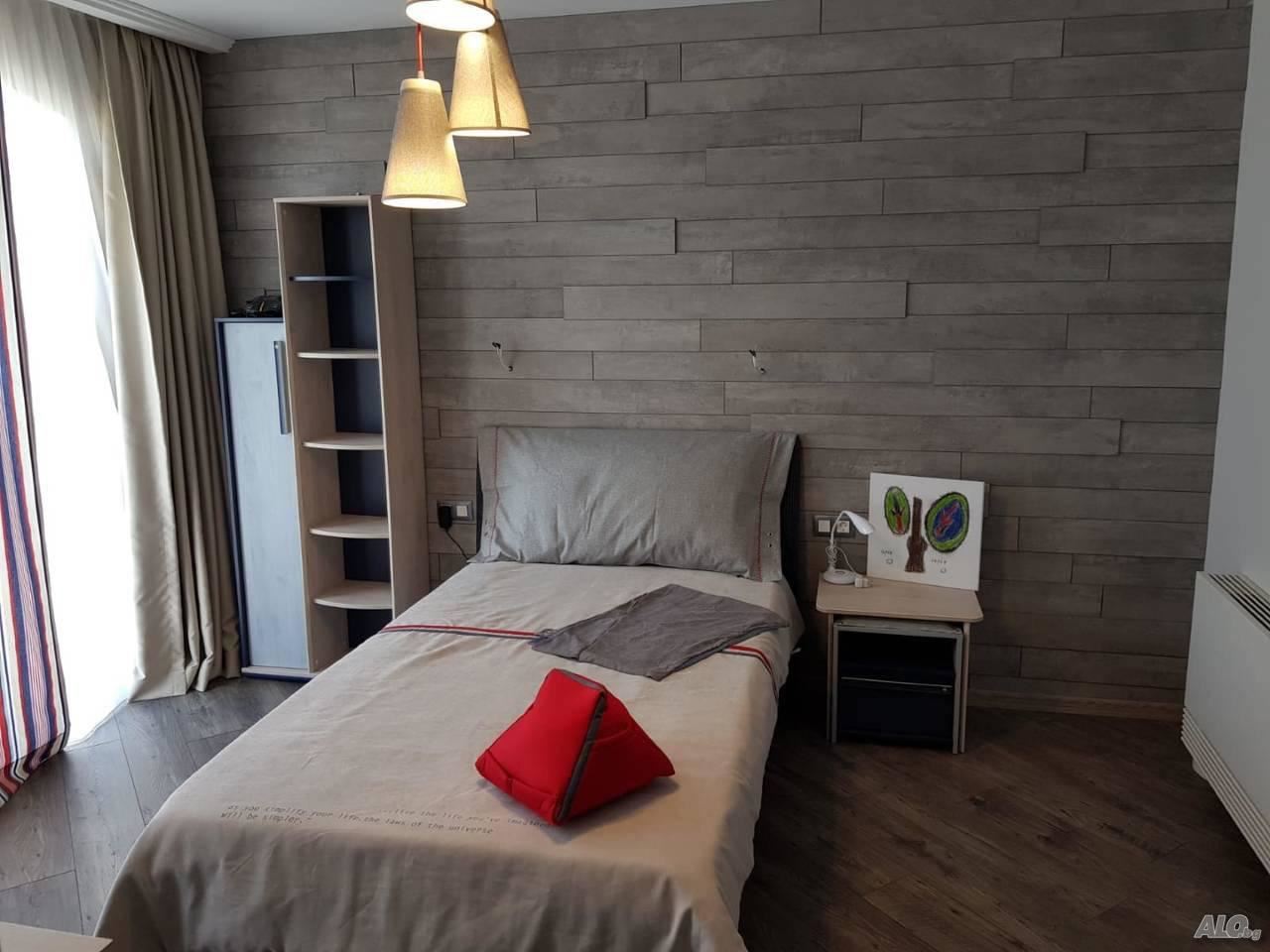 Modern House in the Center of Ravda – Luxurious Ready-to-Move-In Home with Excellent Location and Private Plot
