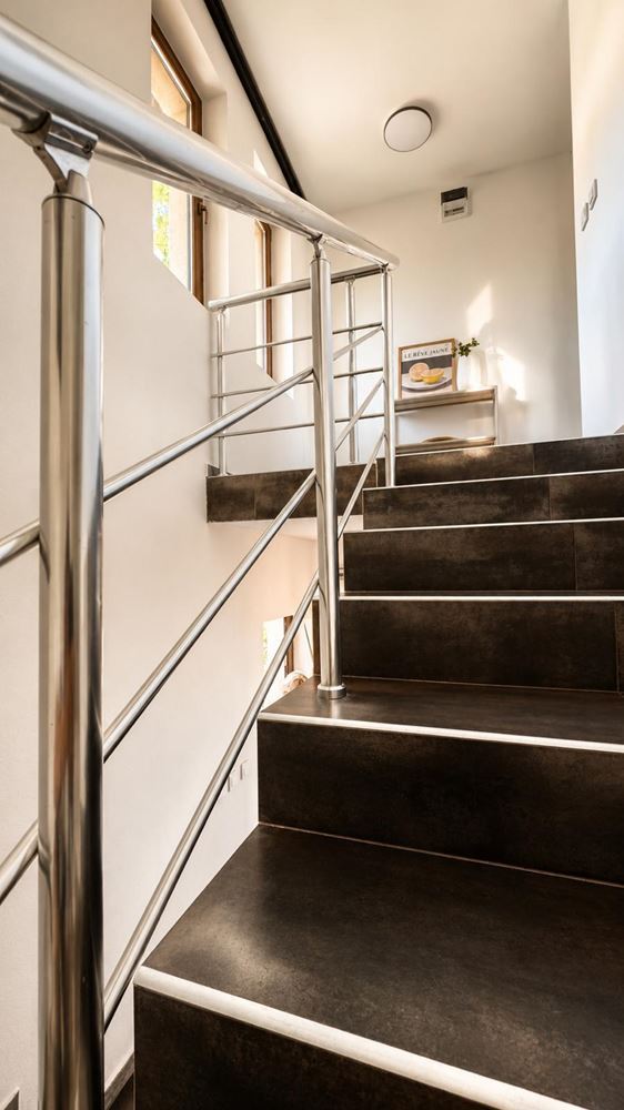 Luxury two-storey house with panoramic sea view above Sunny Beach – space, tranquility and life by the sea