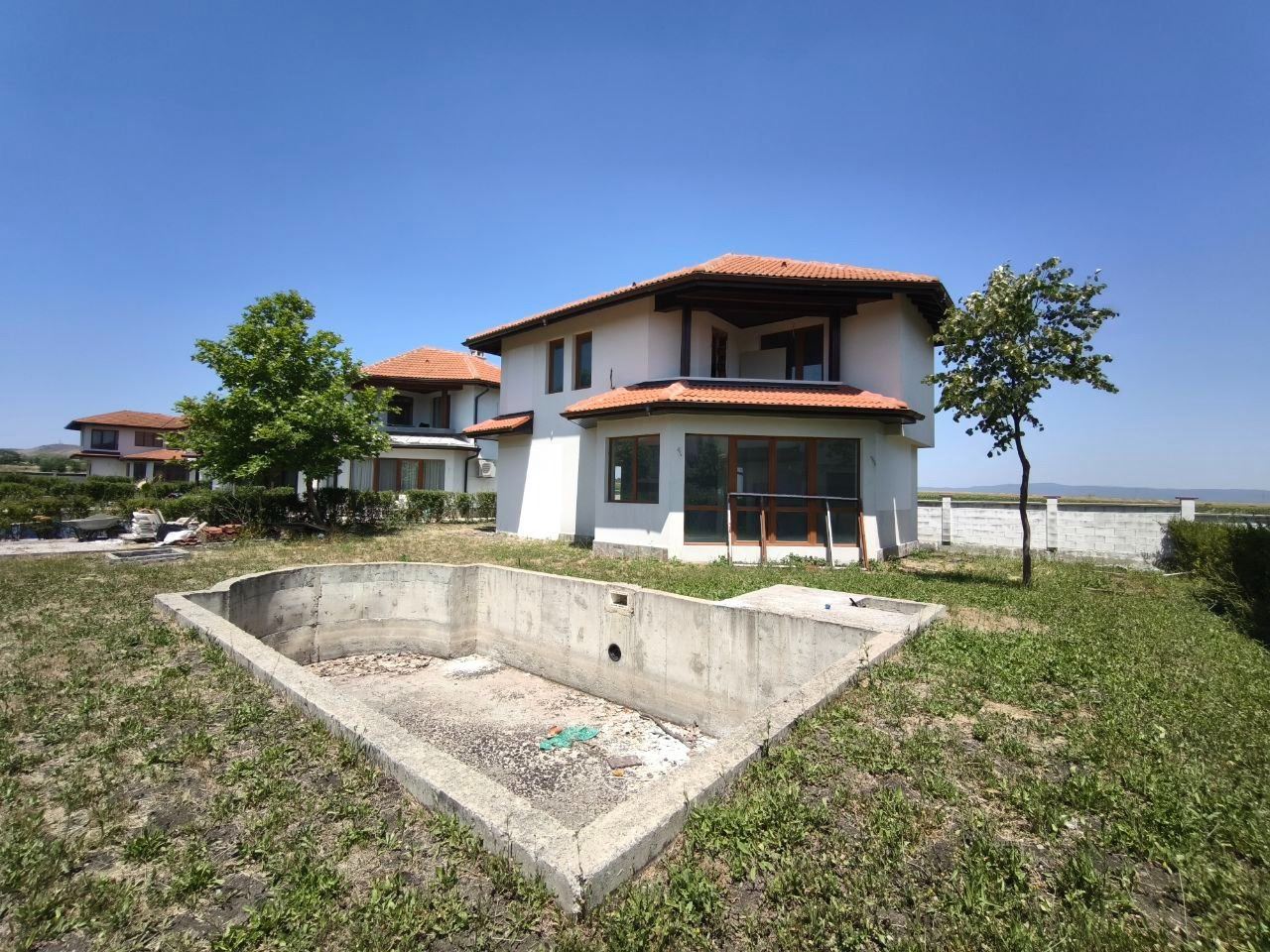 House with a Private Swimming Pool and Spacious Garden in the Area of Aheloy – Comfort, Style and Tranquillity Close to the Sea