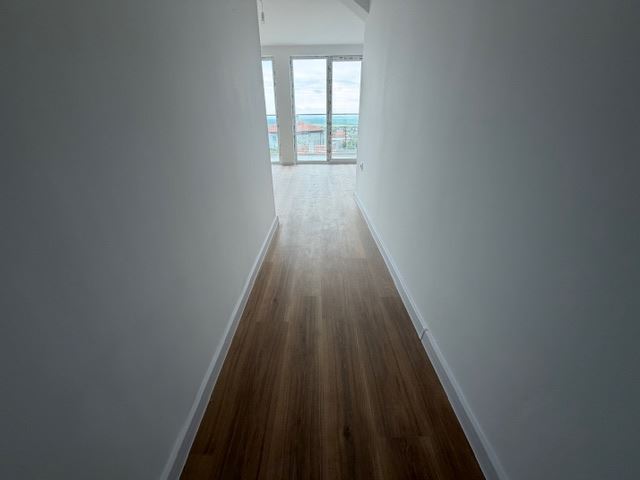 Three-storey terraced house in Banevo – modern construction, yard and two parking spaces