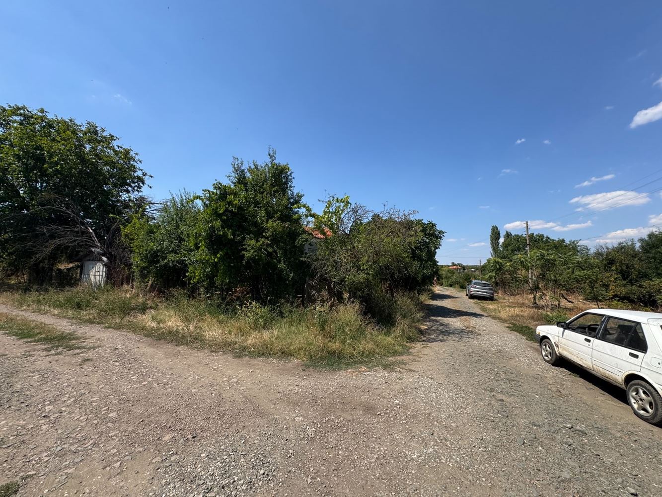 One-Storey House with Large Yard and Garage in Smolnik Village, Burgas Region – Peace and Opportunity for a New Home