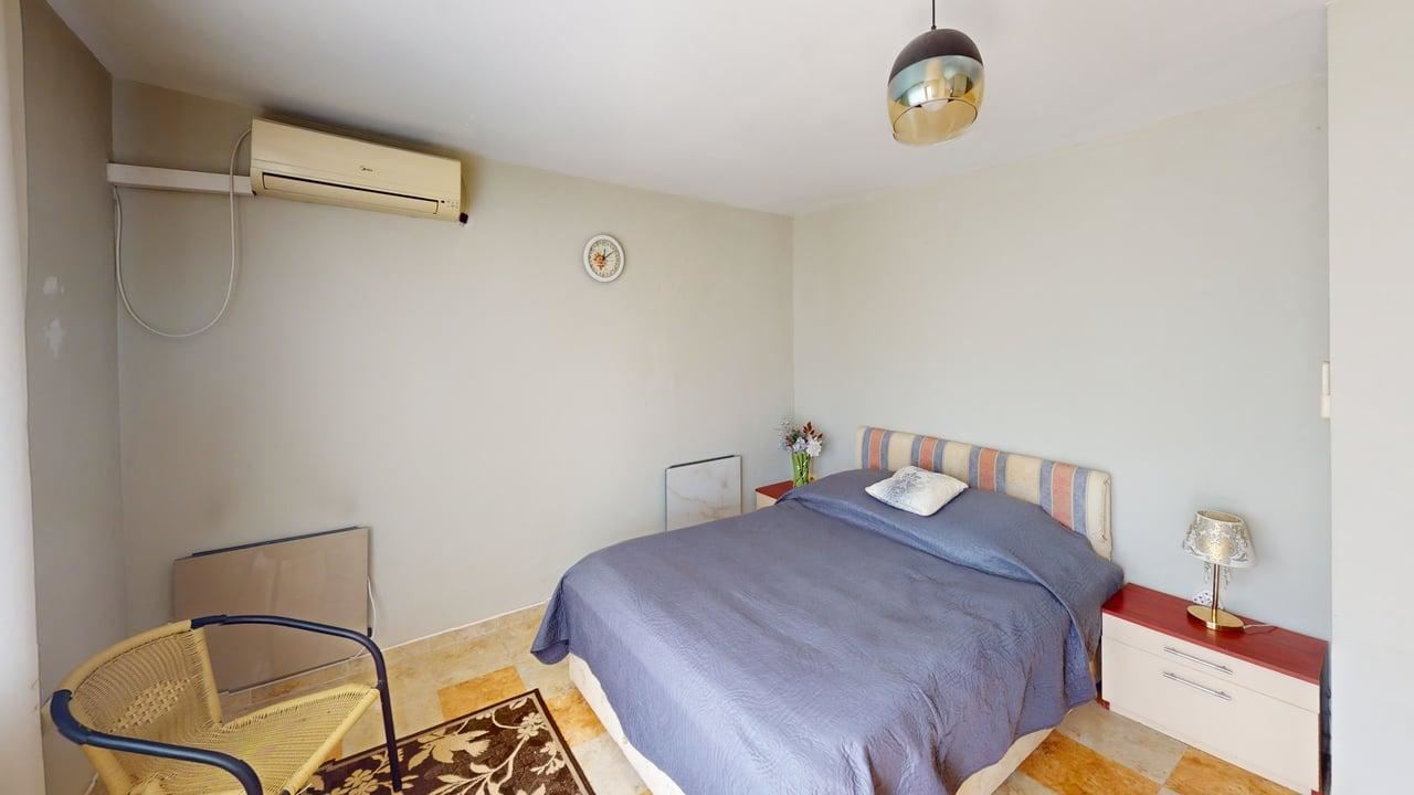 Two-storey house in Poroy village – peace, space and comfort near the sea