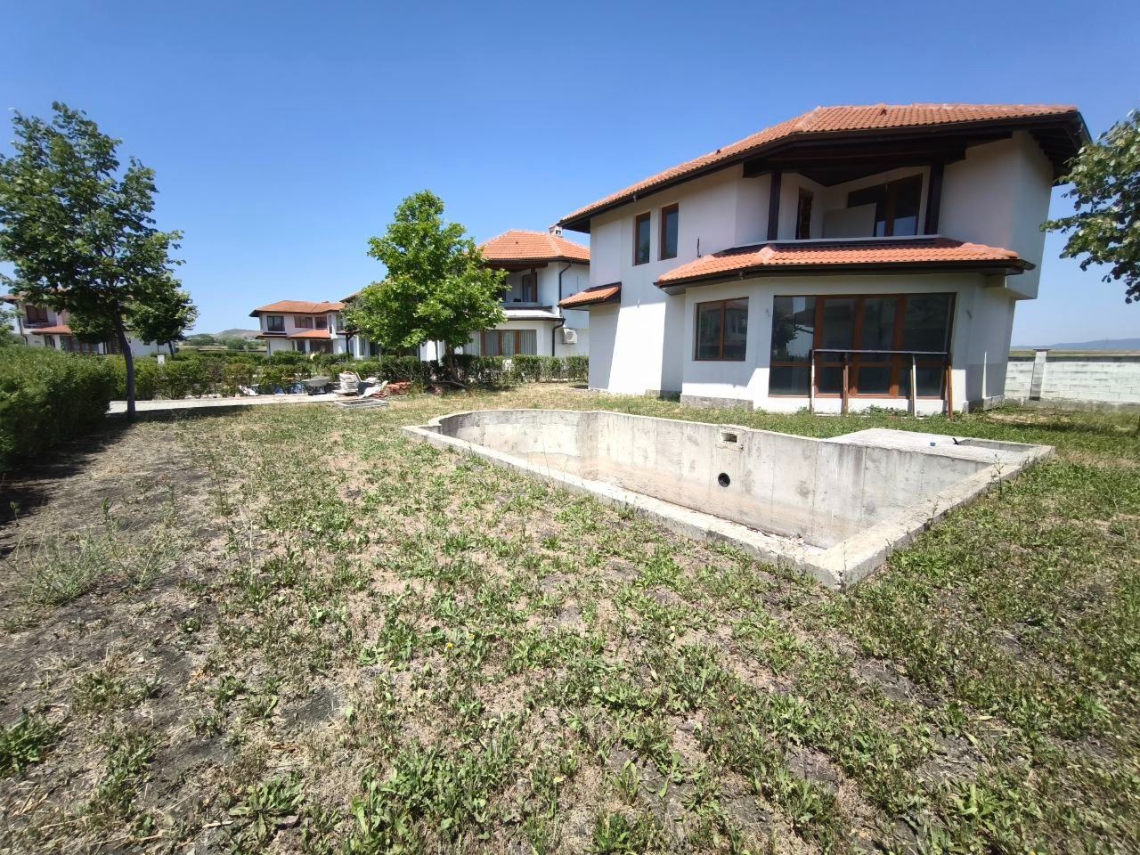 House with a Private Swimming Pool and Spacious Garden in the Area of Aheloy – Comfort, Style and Tranquillity Close to the Sea
