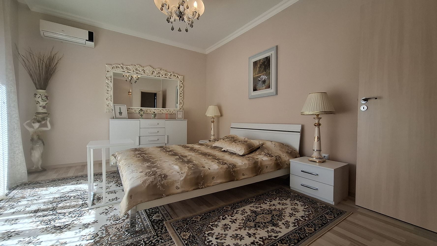 Luxury two-storey house in a prestigious complex in Pomorie