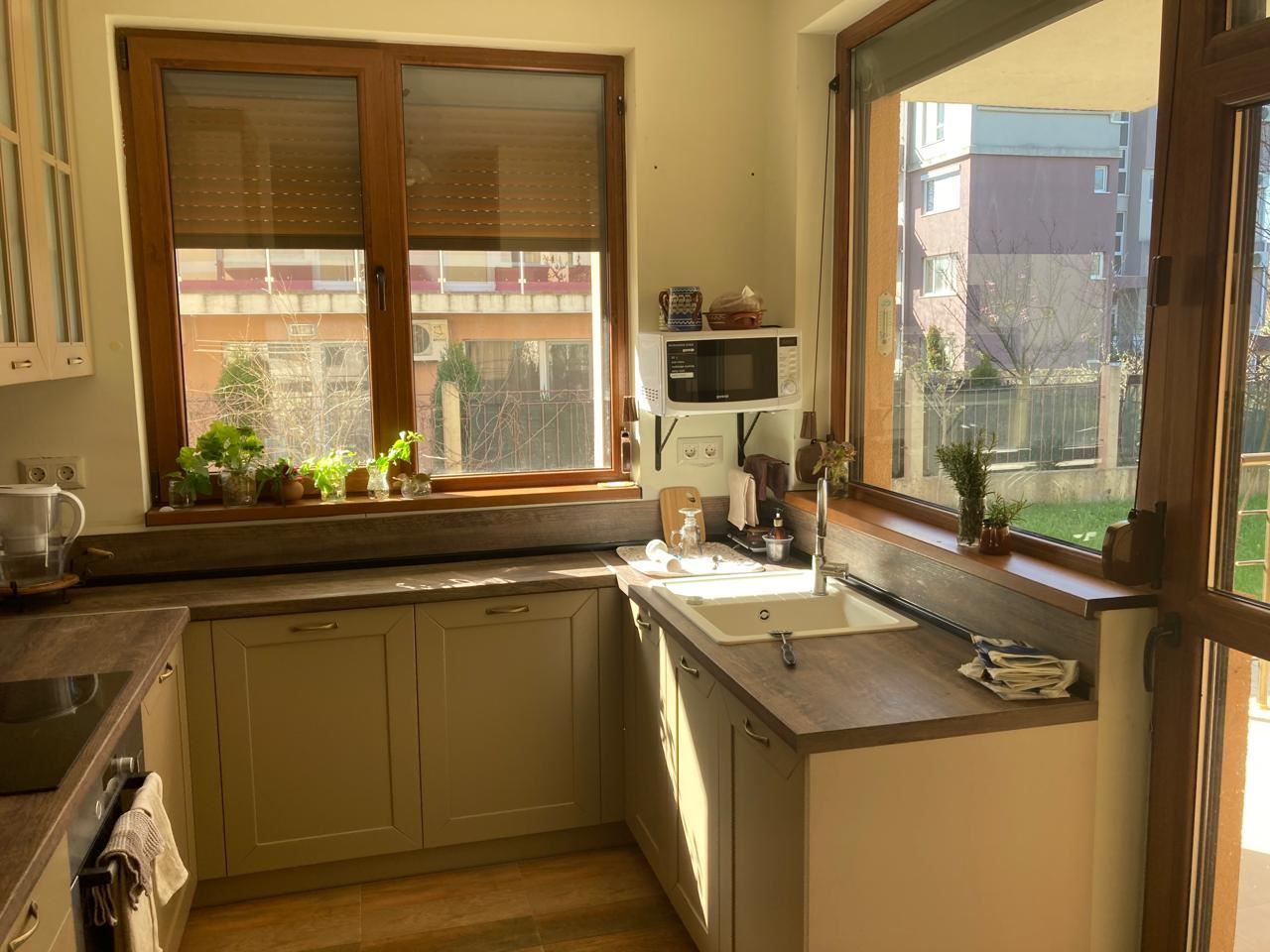 Spacious three-storey single-family house in the center of Ravda – comfort, prestige, and complete independence