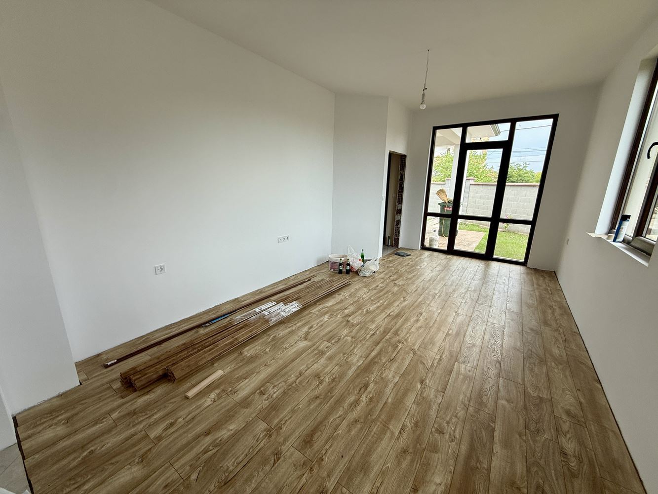 New Single-Storey House with Three Bedrooms and Private Garden – Comfort, Peace, and Quality near Sunny Beach
