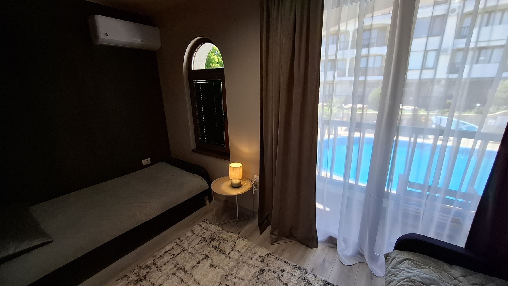 Luxury Three-Storey Townhouse 50 Meters from the Beach – Brand-New Home with Modern Interior and Complete Comfort