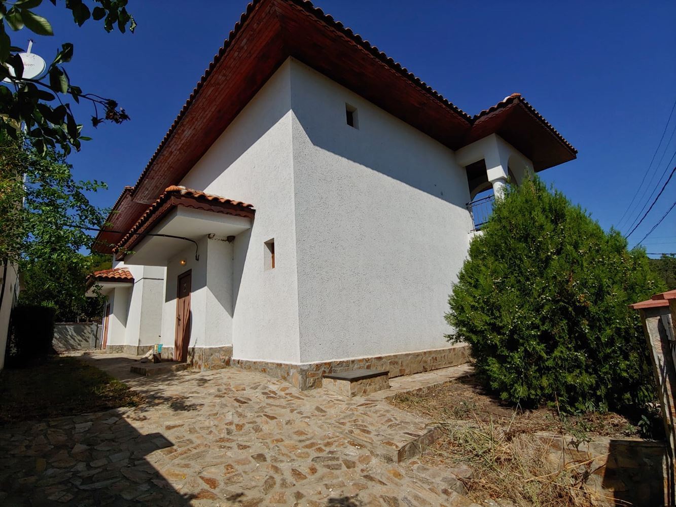 Two-storey detached house in the village of Goritsa – fully renovated home with yard and beautiful veranda