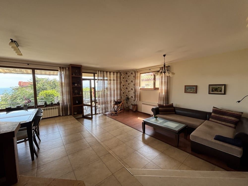 Detached House with Panoramic Sea View and Private Garden in Sveti Vlas