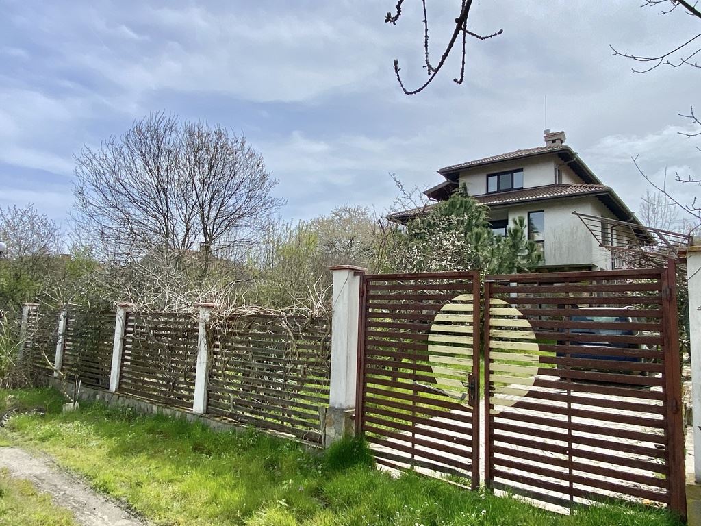 House with Ready-Made Business in Primorsko – Successful Family Hotel or Cozy Seaside Home with Proven Income