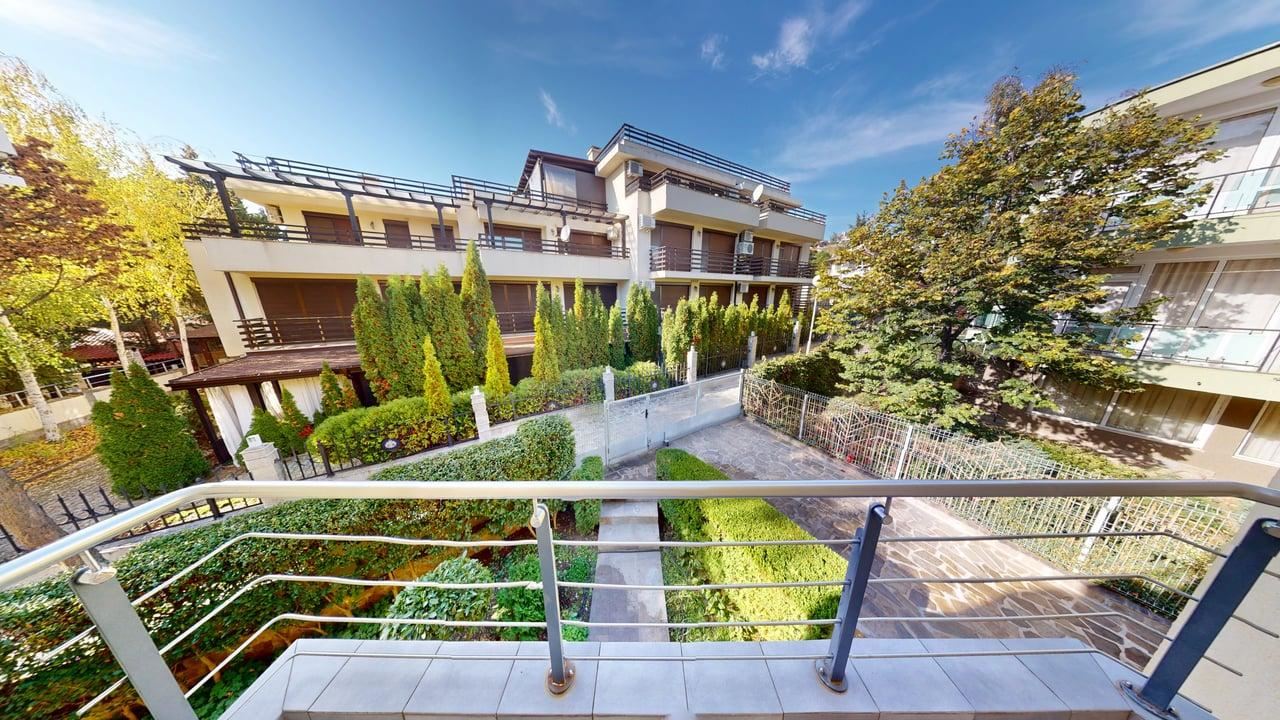 Panoramic Four-Storey House with 8 Bedrooms and Sea View in Sunny Beach – No Maintenance Fee