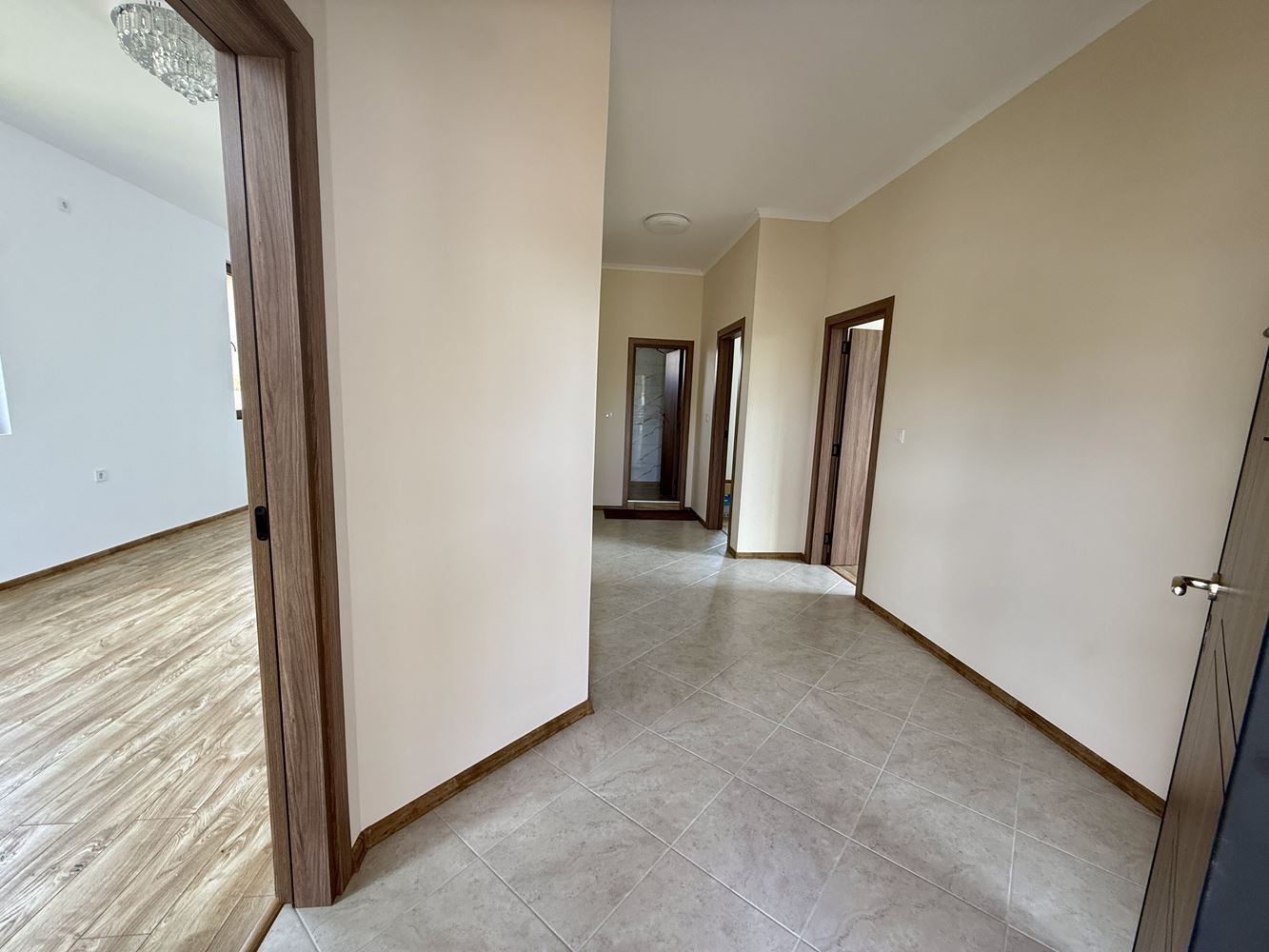 New Single-Storey House with Three Bedrooms and Private Garden – Comfort, Peace, and Quality near Sunny Beach
