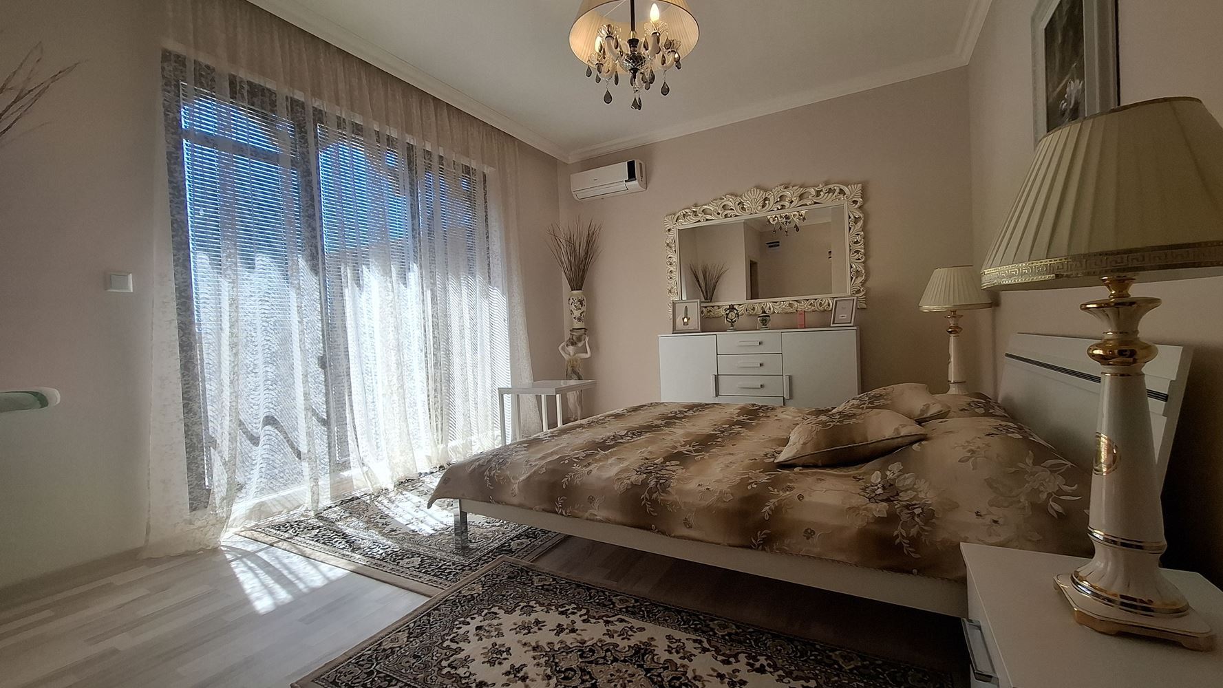 Luxury two-storey house in a prestigious complex in Pomorie