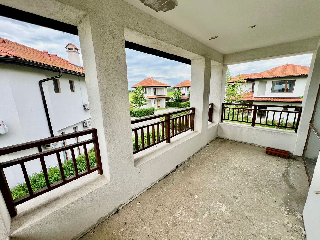 Detached two-storey house with yard and swimming pool in a gated complex in Aheloy