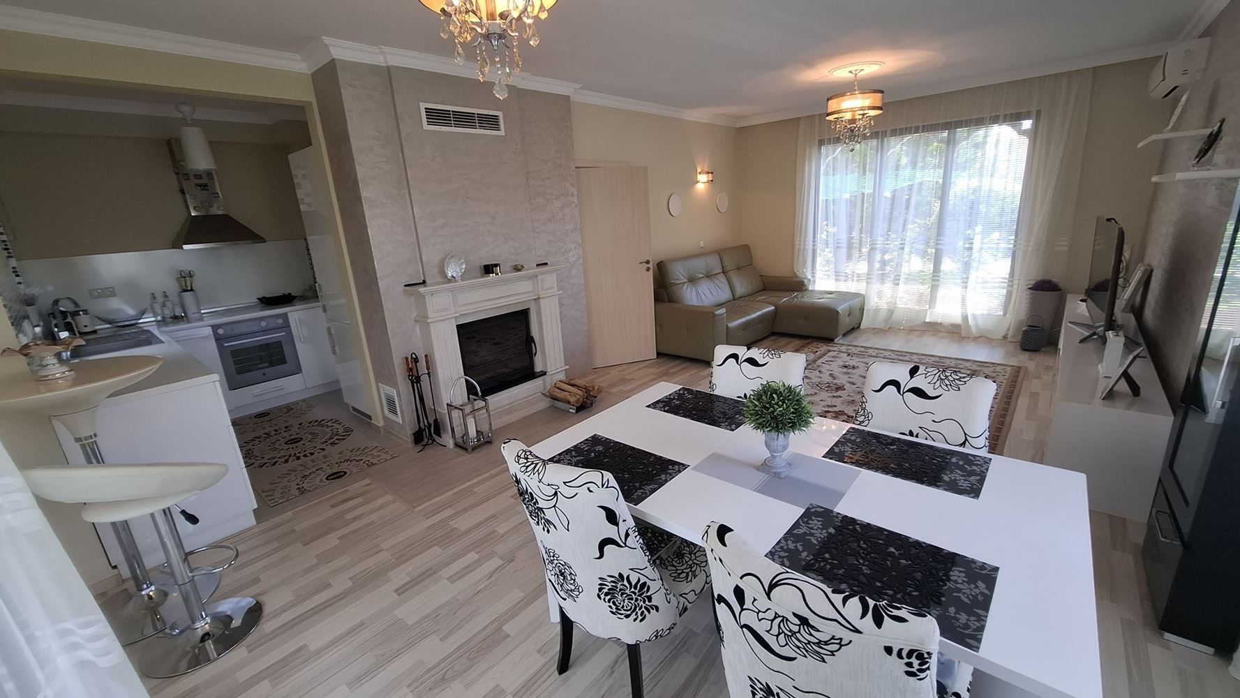 Luxury two-storey house in a prestigious complex in Pomorie