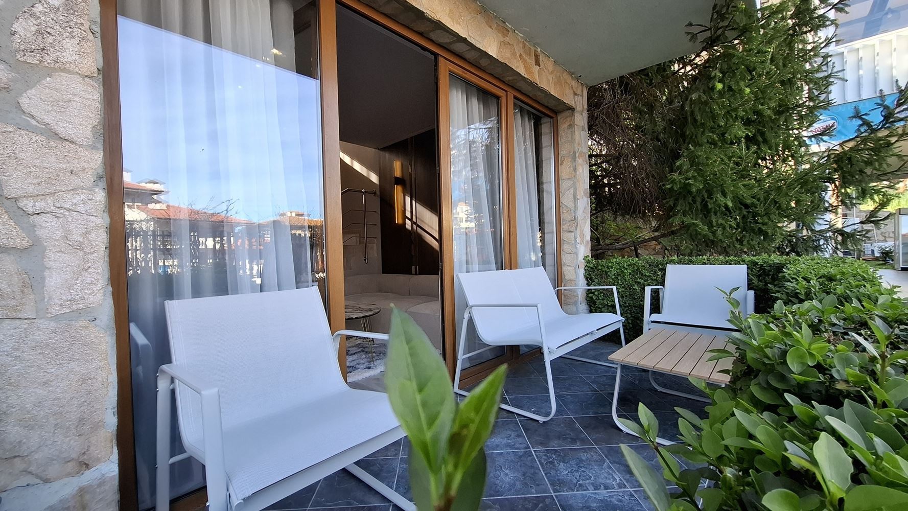 Luxury Three-Storey Townhouse 50 Meters from the Beach – Brand-New Home with Modern Interior and Complete Comfort